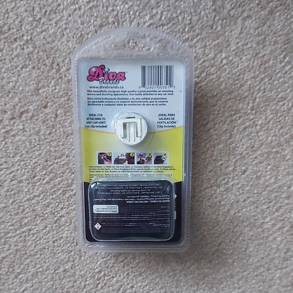 ***FREE WITH PURCHASE*** Diva Brands Green and Silver Butterfly  Car Vent Clip - Picture 2 of 2